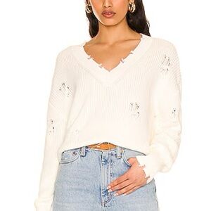 525 America Shaker V-Neck Distressed Sweater in Chalk- NWT